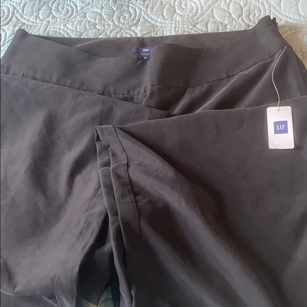Gap black slacks